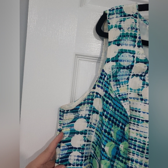 JM Studio Blue, Green & White Dot Geometric Print Sleeveless Dress in Size 18 - Picture 4 of 14